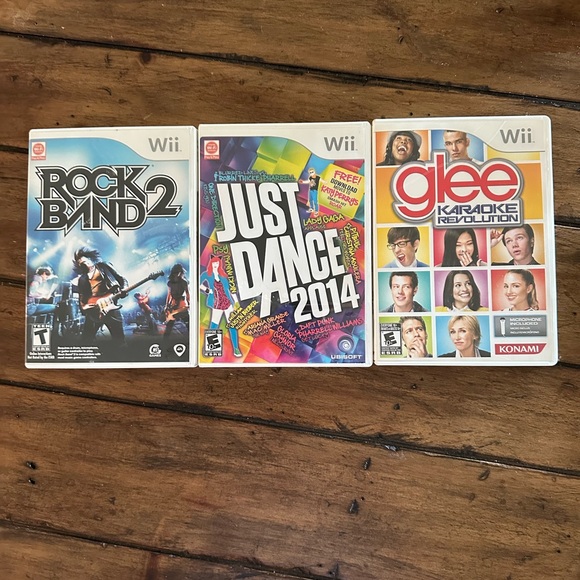 3 Nintendo Wii Games - Karaoke, Rock and Dance - Picture 1 of 14